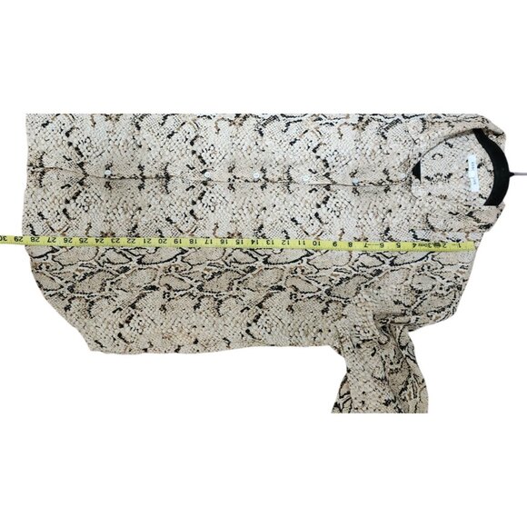 ROSE + OLIVE SNAKESKIN PRINT BLOUSE SIZE XL - Picture 7 of 12